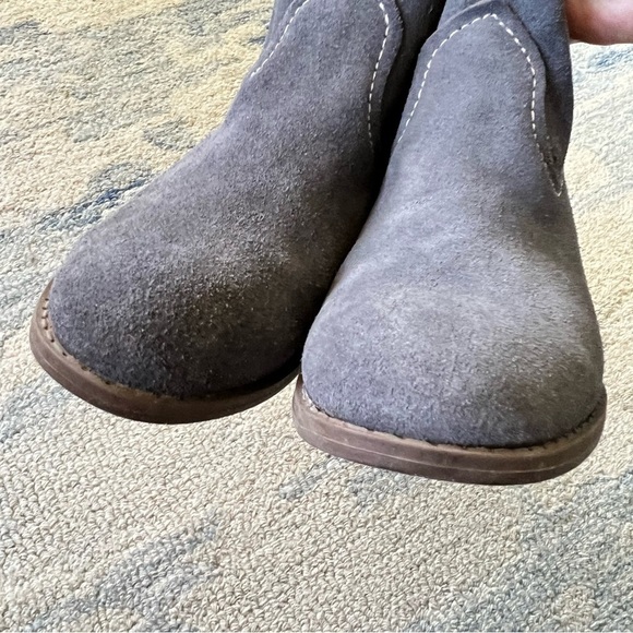 SUEDE CARLOS SANTANA GRAY SLOUCH BLOCK HEEL ANKLE BOOTIES SIZE 8 - Picture 4 of 7